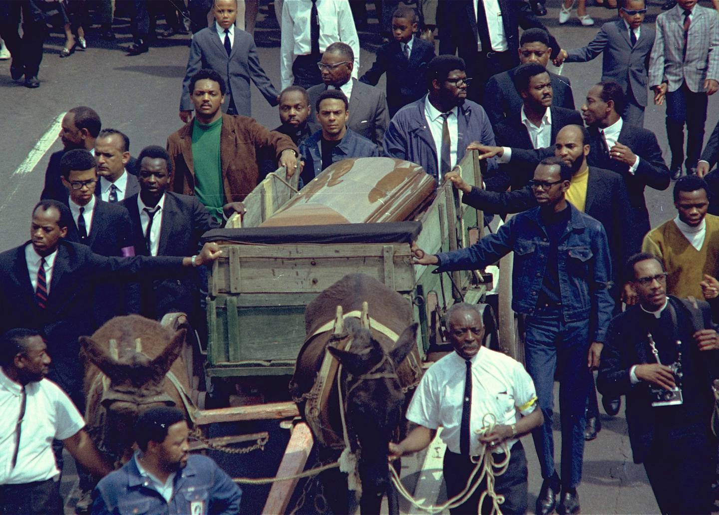 9. april for 50 år siden ble Martin Luther Kings kiste fraktet i en gammel gårdsvogn gjennom gatene i hjembyen Atlanta, omgitt av sine nærmeste støttespillere. 