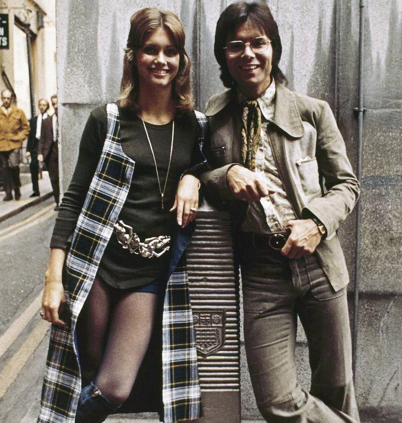 Cliff Richard med Olivia Newton-John i 1971. De to jobbet ofte sammen på 70-tallet.Foto: AP/NTB