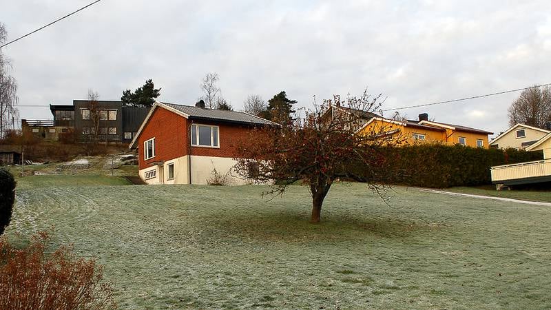 Lundgårds vei 29 B er solgt for kr 3.500.000 fra Anne Lise Skjønhaug til Gth Eiendom as.