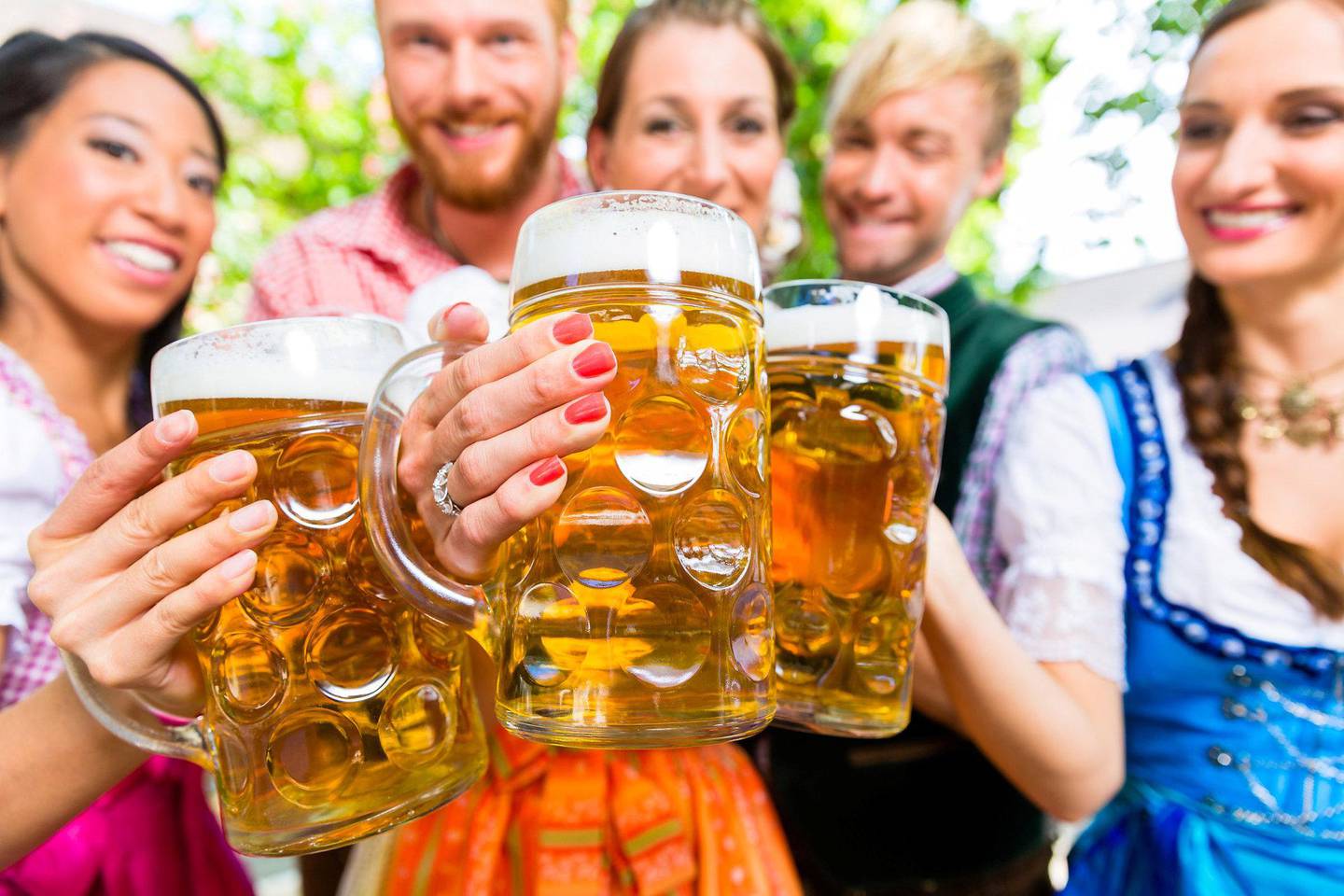Øl, øl og mere øl! Og ompa til du dør. Opplev alle oktoberfesters mor i München. FOTO: ISTOCK