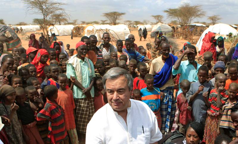 Erfaringen blant annet som ti år som FNs høykommissær for flyktninger har gitt António Guterres respekt og anseelse. Flyktningkriser blir også en av hans utfordringer som generalsekretær. Her blant somaliske flyktninger i 2011.