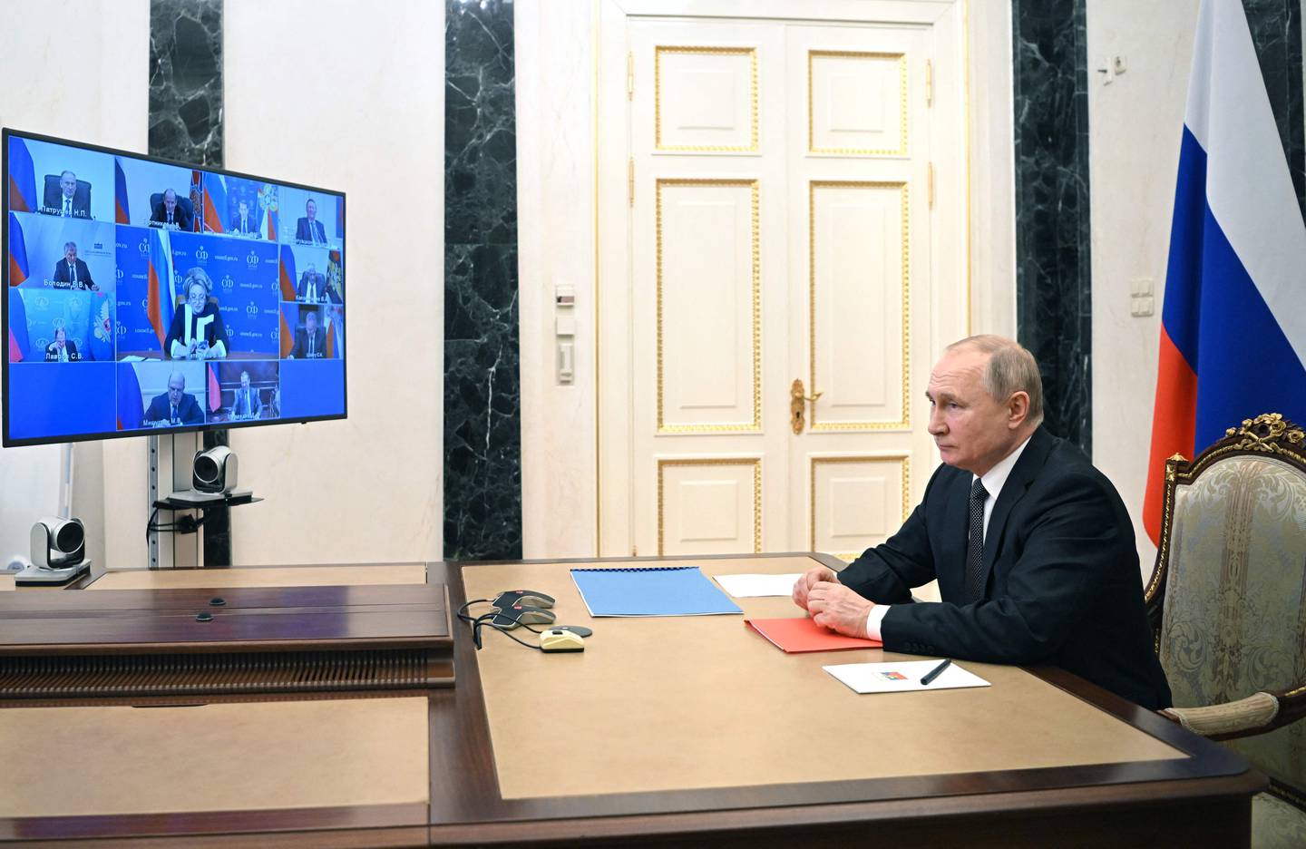 Russlands president Vladimir Putin har sikret seg verdens oppmerksomhet.