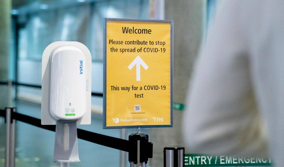 Jessheim 20200813. 
Åpning av nytt testsenter for koronavirus i ankomsthallen på Oslo Lufthavn.
Foto: Fredrik Hagen / NTB