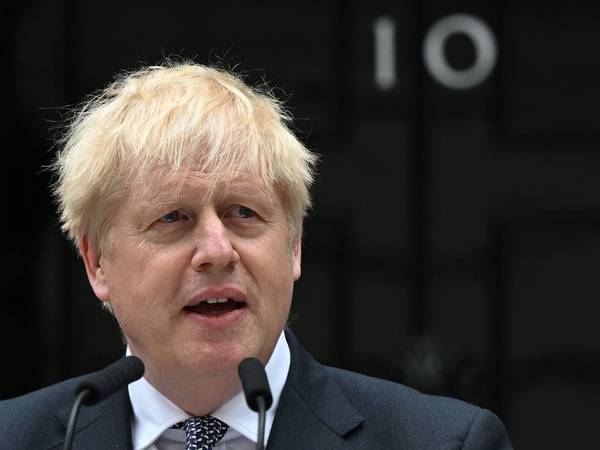 Knusende rapport: Boris Johnson villedet parlamentet om partygate