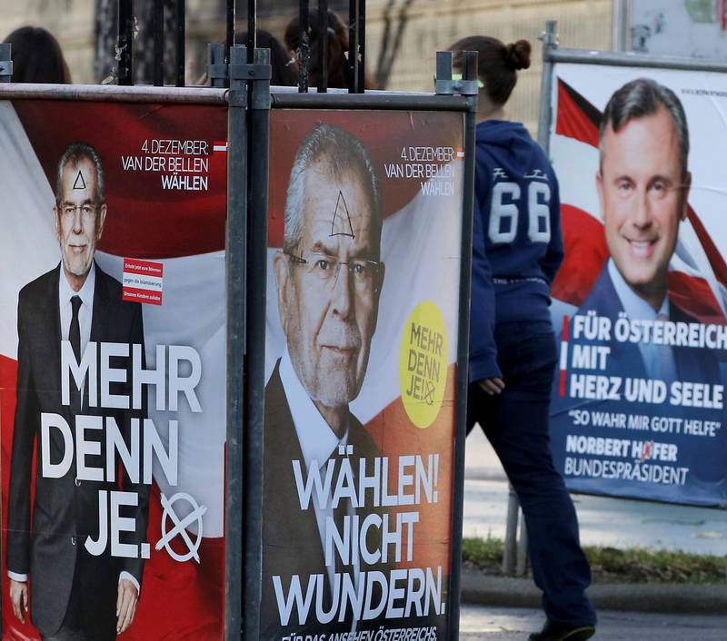 Det har vært en usedvanlig lang valgkamp i Østerrike på grunn av feil og rot. Søndag er det endelig omkamp.