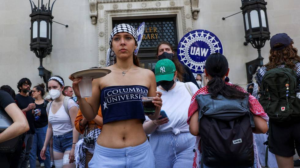Hva skjer, og hvorfor eskalerer studentprotestene i USA nå?