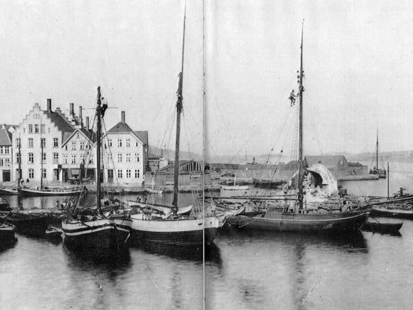 Byhistorie: Holmene som steg opp fra Byfjorden