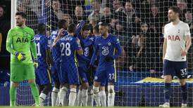 Chelsea straffet Tottenhams forsvarsbrølere og vant 2-0
