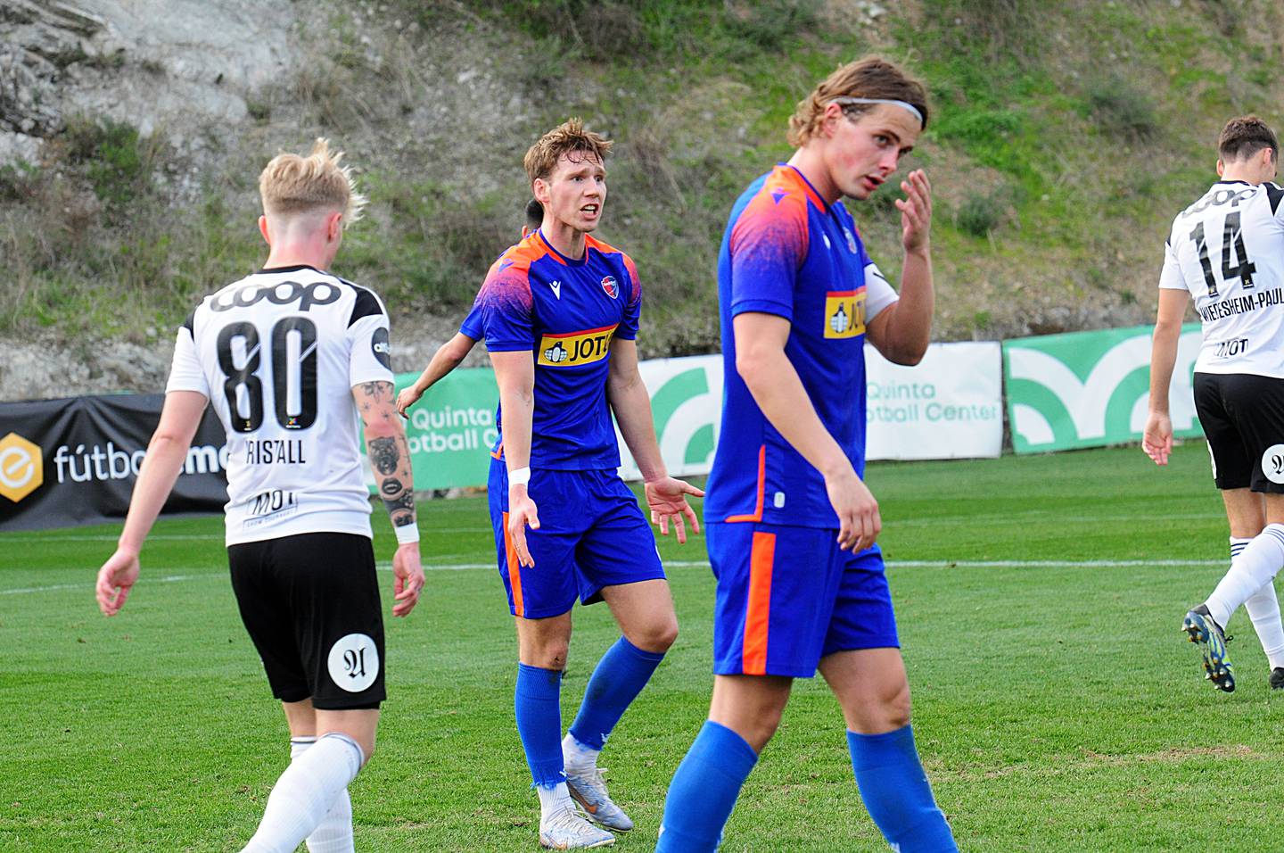 Jesper Taaje og Fredrik Berglie dannet stopperpar for Sandefjord mot Rosenborg i Marbella. Her fortviler Berglie etter trøndernes matchvinnerscoring.