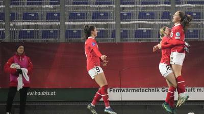 Fotballkvinnene må ut i nedrykkskvalifisering etter tap for Østerrike