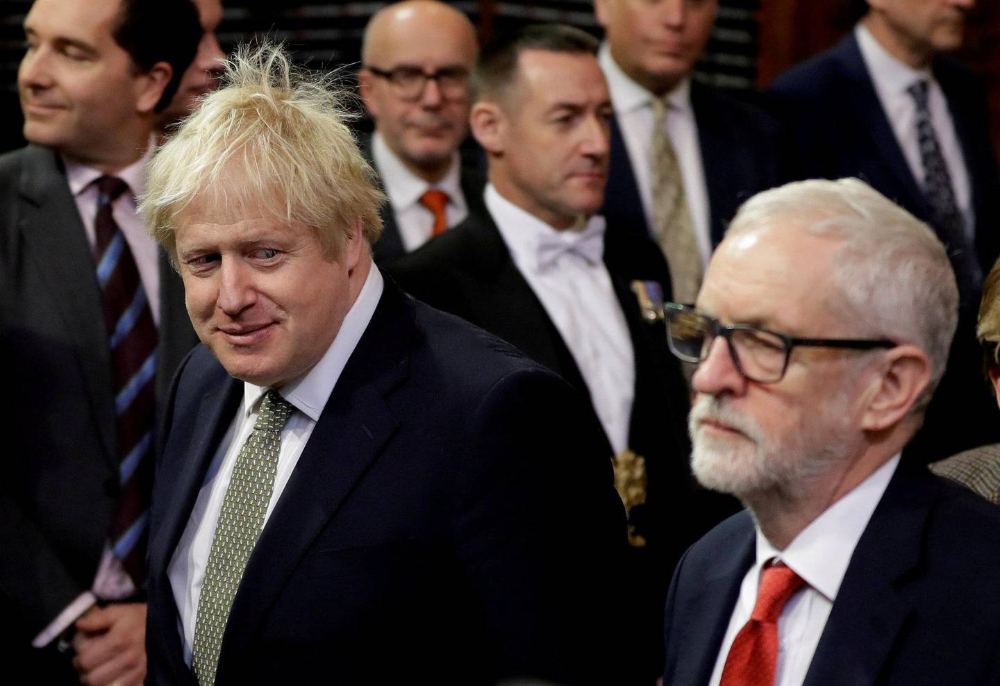 Statsminister Boris Johnson og opposisjonsleder Jeremy Corbyn under åpningen av parlamentet i London torsdag. Foto: NTB scanpix