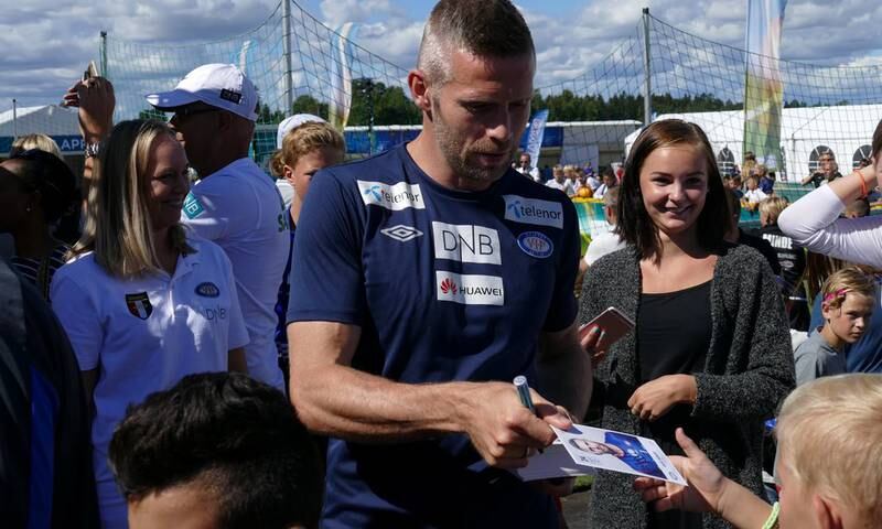 Kjetil Wæhler har vunnet Norway Cup som Lyn-spiller. I går fikk han nok med å skrive autografer.