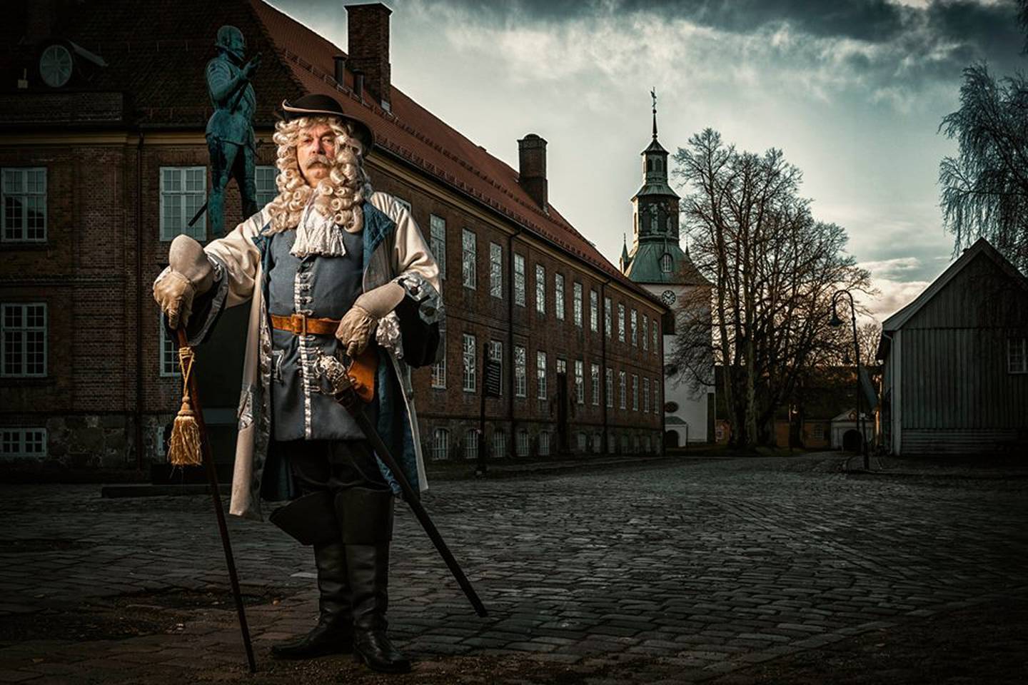 1. februar 1997 ble Kong Frederik IVs Tambourafdeling af 1704 stiftet. – Vi hadde et tett samarbeid med Forsvarsmuséet og Folkemuseets systue i utarbeidelse av uniformer og utstyr, forteller militær leder Carl Henrik Amundsen.