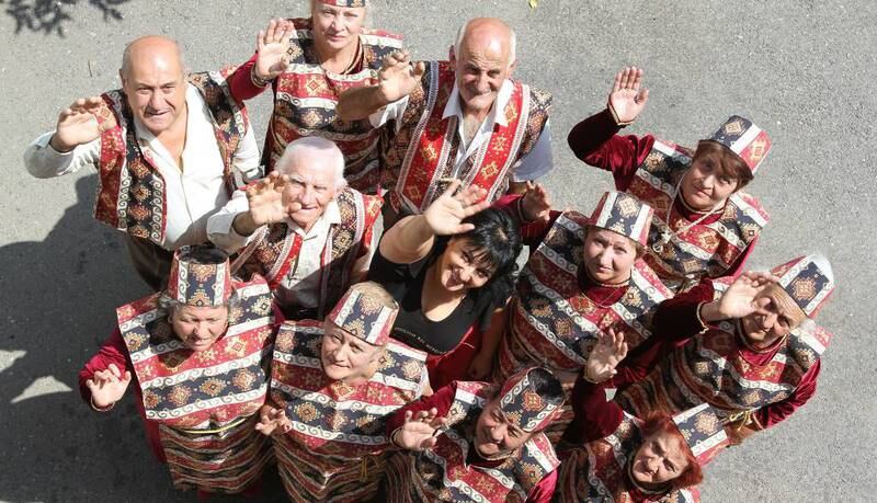 Dokumentarfilmen «One, Two, Three» viser eldre armenere som kommer seg ut av traurige liv ved hjelp av dans. Film fra Sør mistenker at også et så uskyldig budskap var nok til at Turkish Airlines trakk seg som sponsor, så lenge handlingen er fra Armenia. FOTO: FILM FRA SØR