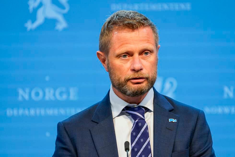 Bent Høie under en pressekonferanse om koronasituasjonen i juli 2021. Den tidligere  helse- og omsorgsministeren er nå statsforvalter i Rogaland.