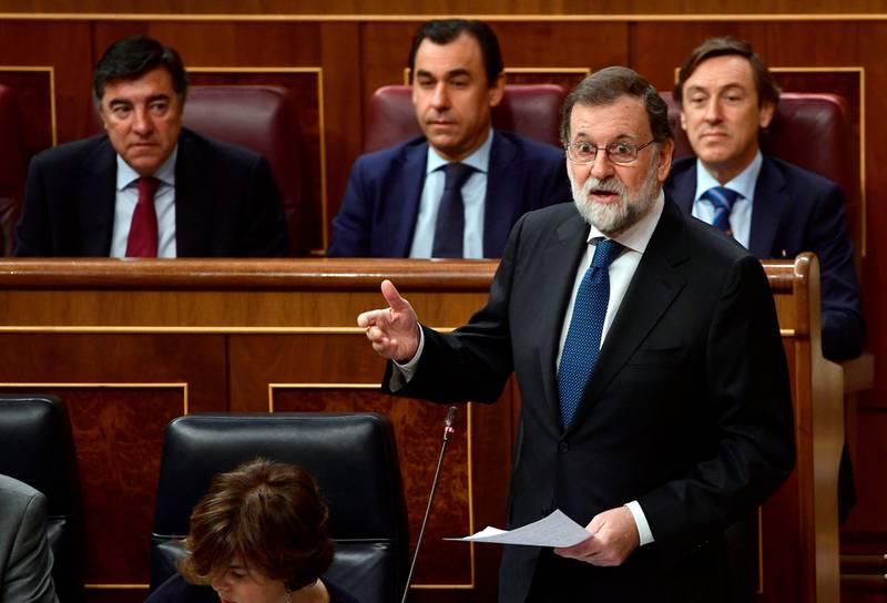 Det som har skjedd i Catalonia må få konsekvenser, sier statsminister Mariano Rajoy.