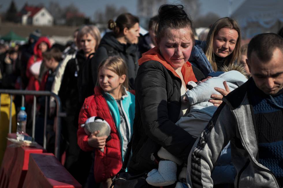 Tre millioner ukrainere er på flukt fra krigen. Dette bildet er tatt ved grensestasjonen Medyka i Polen tirsdag 15. mars.
