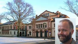 Drammens Teater: Skrå bredder i 150 år