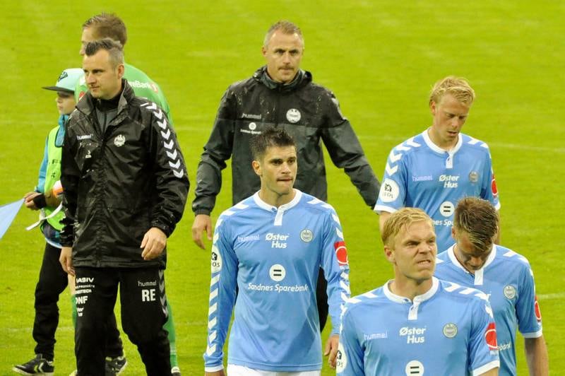 Sandnes Ulf-trener Bengt Sæternes måtte nok en gang se laget sitt dominere en kamp uten å få betalt for innsats og sjanser.