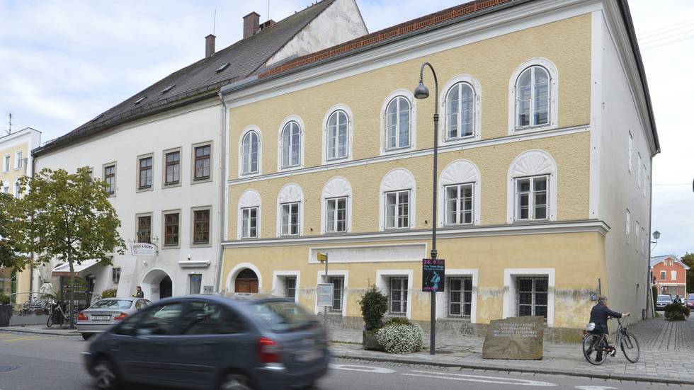 Huset der Hitler ble født omgjøres til politistasjon