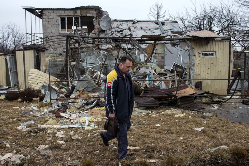 Krigen i Øst-Ukraina fortsetter til tross for våpenhvilen som ble undertegnet for tre uker siden. FOTO: NTB SCANPIX