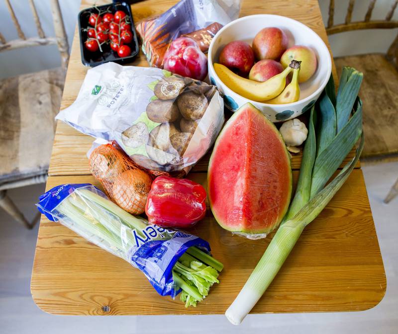 I tillegg til bakervarer, kastes det mest frukt og grønt. FOTO: VEGARD WIVESTAD GRØTT/NTB SCANPIX