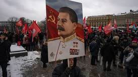 Beundring og avsky deler Russland på 70-årsdagen for Stalins død