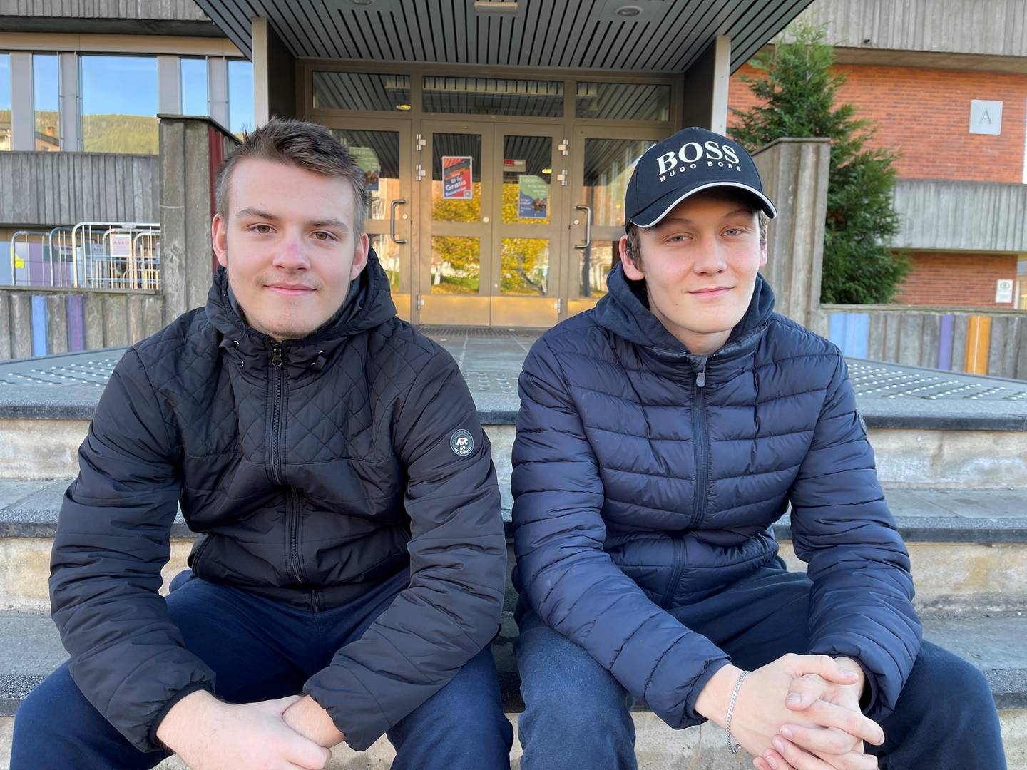 Isak Dahl og Sondre Kristensen elever ved Åssiden videregåendeskole.