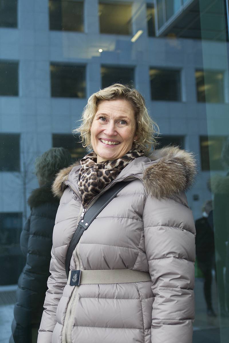 FORRETNINGSADVOKAT: Anne Sofie Bjørkholt (50) gjør det skarpt som partner i et advokatfirma som håndterer store eiendomsprosjekter. 
