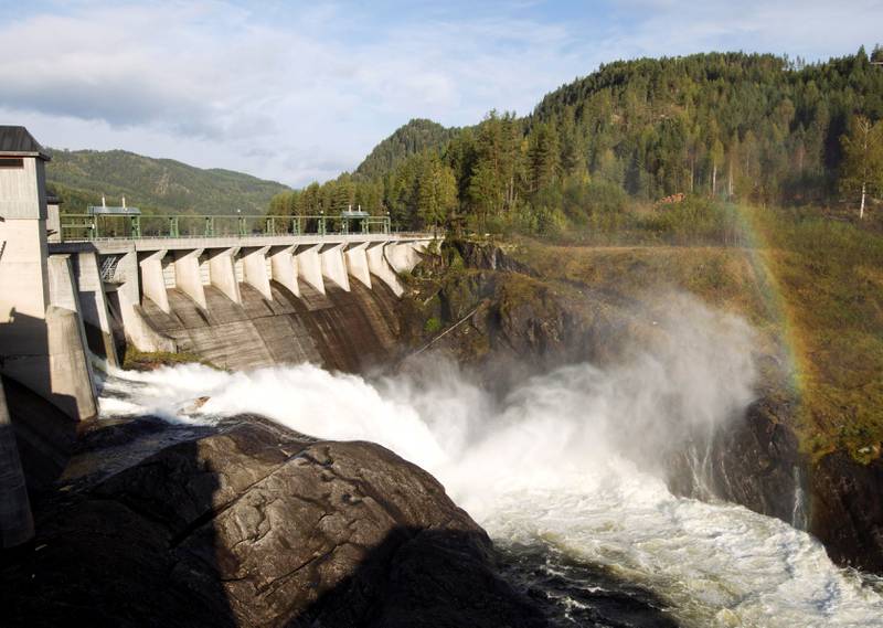 EFTAS overvåkingsorgan ESA har tidligere kritisert Norge for manglende oppfølging av EUs vanndirektiv i regulerte vassdrag. Bildet viser et av de om lag 1.500 kraftverkene her til lands, Grønvollfoss kraftverk ved Tinnelva i Notodden.