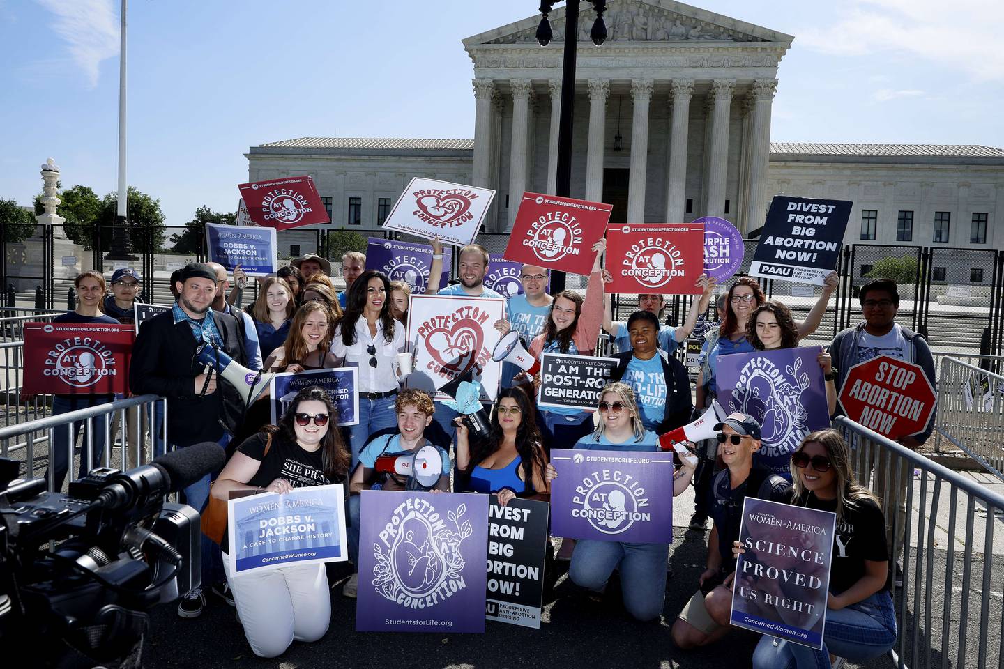 Abortmotstandere demonstrerte utenfor høyesterett i Washington DC tidligere i mai.