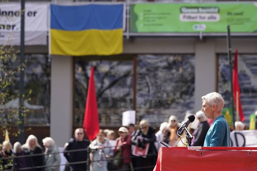 LO-leder Peggy Hessen Følsvik rettet oppmerksomheten mot Ukraina i sin 1. mai-tale. 
Foto: Håkon Mosvold Larsen / NTB