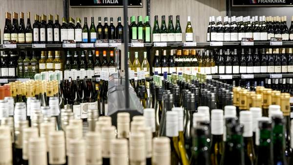Omfattende cyberangrep rammer leveranser av vin og brennevin