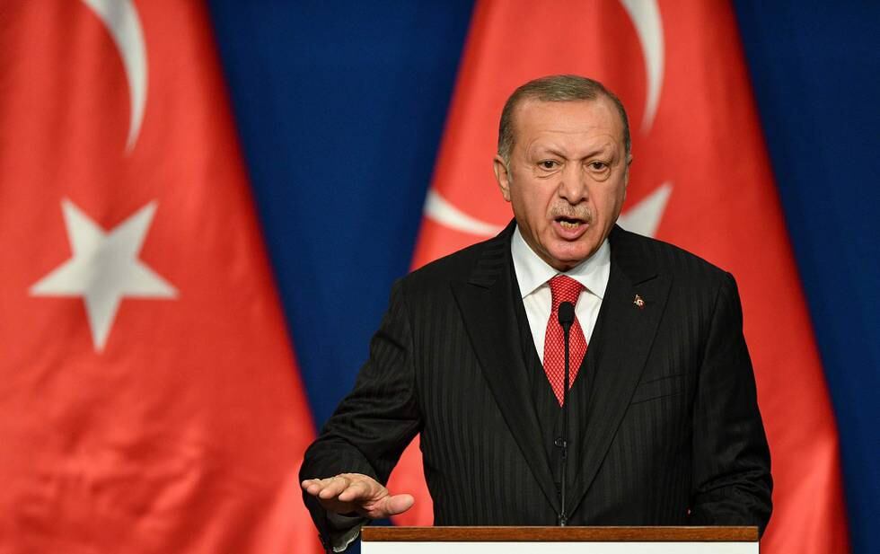 Tyrkias president Recep Tayyip Erdogan har satt fram krav for at han skal godta at Sverige og Finland blir med i Nato. Men valget som er ventet neste år kan være en medvirkende årsak, mener enkelte.