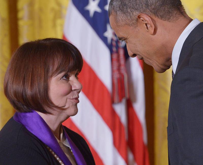 Linda Ronstadt fikk National Medal of Arts av Barack Obama i fjor, den høyeste offisielle utmerkelsen for amerikanske kunstnere. FOTO: MANDEL NGAN/NTB SCANPIX