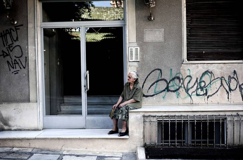 Krisen i Hellas dytter stadig flere grekere ut i fattigdom. Kuttpolitikken de siste årene har fått store innvirkninger på helsesektoren i landet som nå ikke lenger er i stand til å tilby ­grunnleggende helsehjelp. FOTO: Angelos Tzortzinis/NTB scanpix