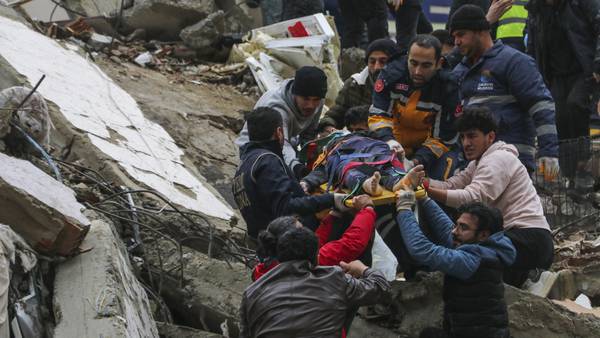 Jordskjelv i Tyrkia: – Vil gå inn i historien