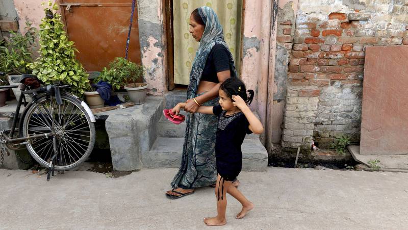 Mange kvinner og jenter føler seg utrygge i Delhi. FOTO: NTB SCANPIX