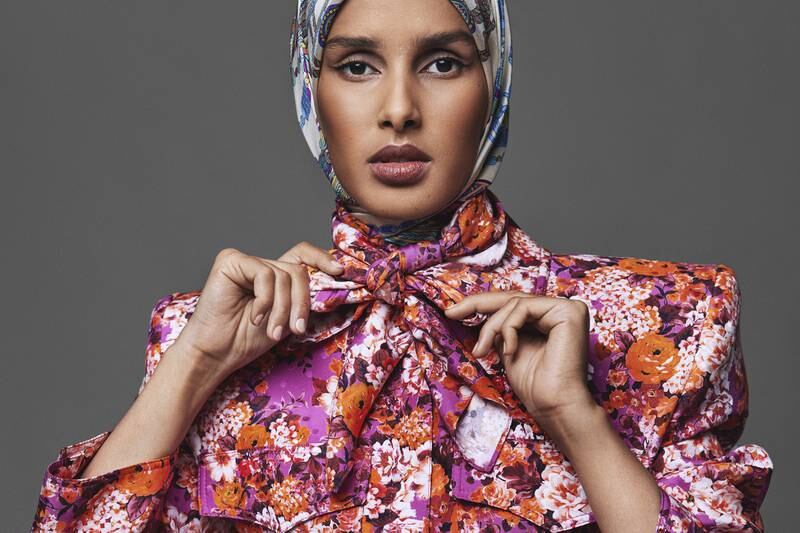 Modellen og influenseren Rawdah Mohamed er norsk moteredaktør i Vogue Scandinavia.
