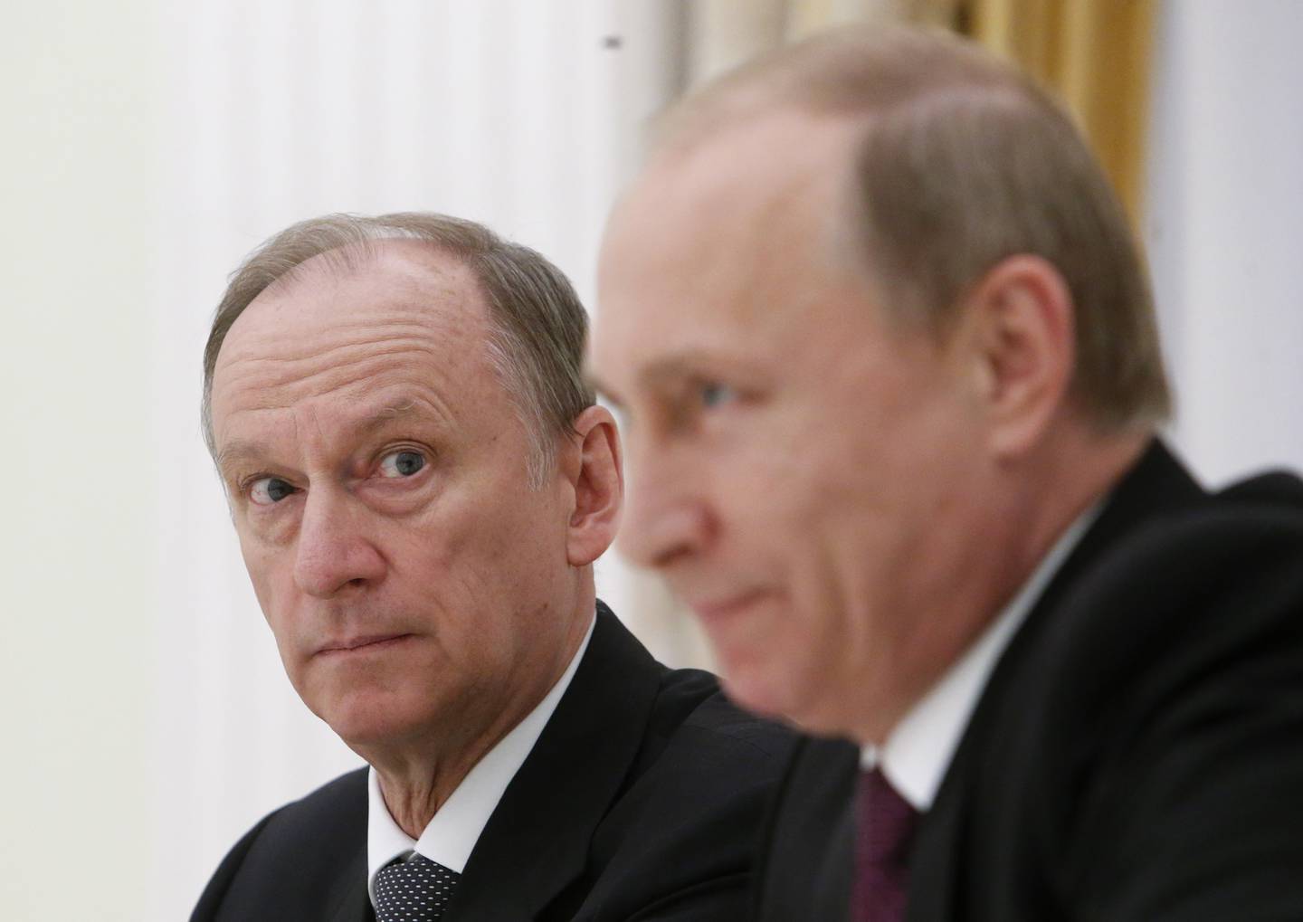 Nikolaj Patrusjev, generalsekretær i Russlands nasjonale sikkerhetsråd, her avbildet med president Vladimir Putin (t.h.) under et møte i Kreml.