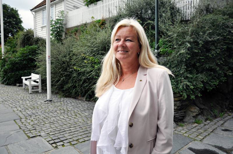 Kari Raustein (Frp), leder i kommunalstyret for byutvikling, mener togstopp på Forus er viktig. Foto: Jorunn Busk