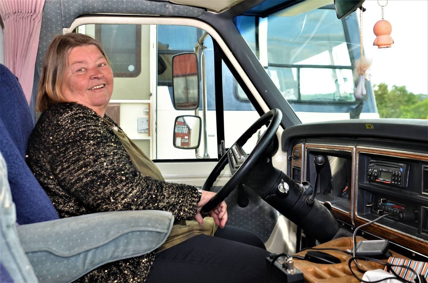 Heidi Agerup (65) har aldri angret på at hun satte seg bak rattet i bobilen for over 25 år siden. I mange år jobbet hun også i Norsk Bobilforening.