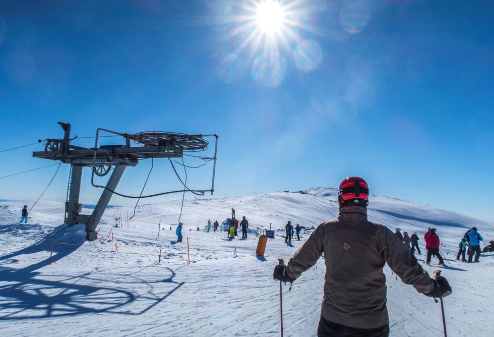DRØMMEPÅSKE: Vi som elsker snø og ski har igjen fått troen på at det gir mening å bo i Norge vinterstid.FOTO: HALVARD ALVIK/NTB SCANPIX