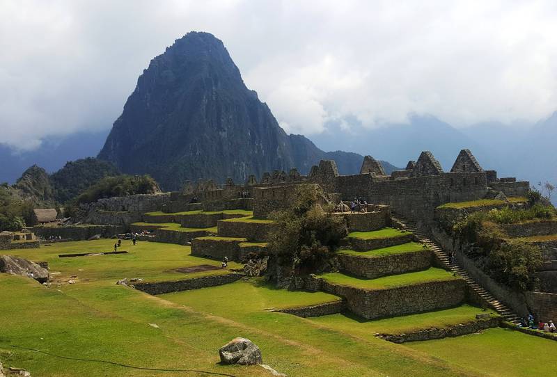 Endelig fremme! Etter fire dagers vandring er det magisk å ankomme Machu Picchu tidlig om morgenen.