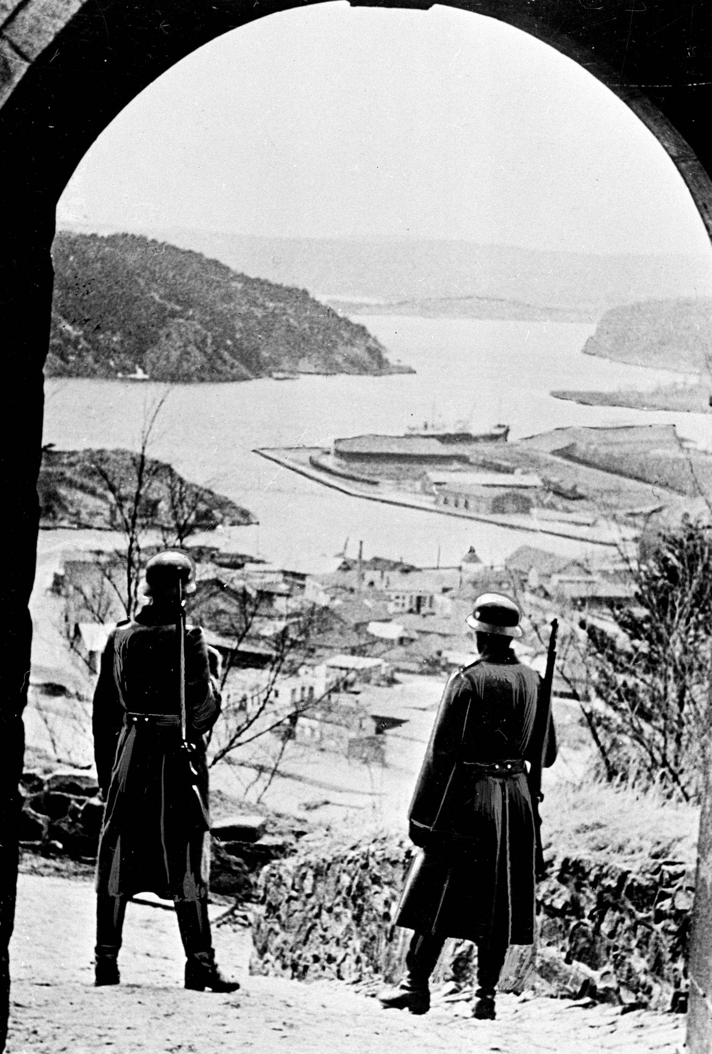 Norge under tysk okkupasjon 1940-45. Tyske soldater på vakt på Fredriksten festning.