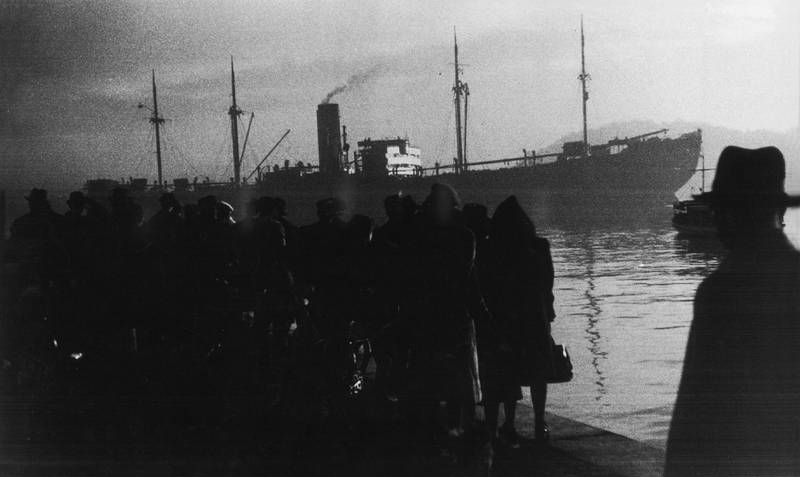 Oslo, 26. november 1942: Det tyske skipet «Donau» forlater Oslo havn, med 532 norske jøder ombord.  FOTO: NTB SCANPIX