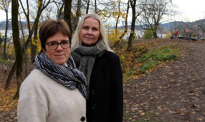 Øyner håp: Linda Lavik, fylkesleder i NSF, og tillitsvalgt helsesøster Marianne Viskum har kjempet for bedre  skolehelsetjeneste     i Drammen i mange år. Fylkeslegens brev gir nytt håp. FOTO: PERNILLE VESTENGEN