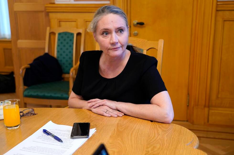 Stortingspresident Eva Kristin Hansen fotografert på Stortinget onsdag under et intervju om hennes pendlerbolig.