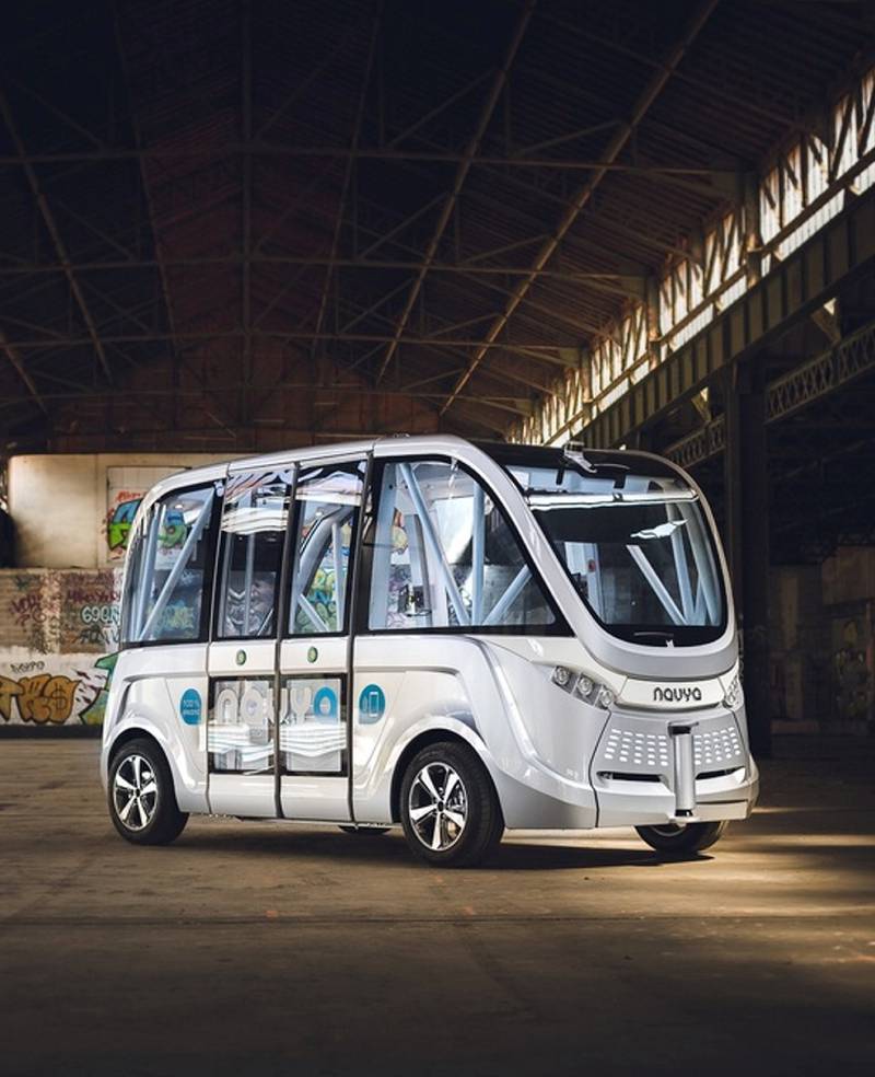 Denne helelektriske minibussen, lignende den som kjører i danske Aalborg, kan bli en realitet i Moss. FOTO: NAVYA TECHNOLOGY
