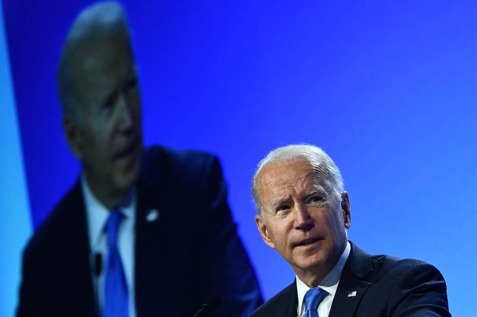 USAs president Joe Biden snakker til de oppmøtte på klimatoppmøtet i Glasgow.